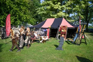 Gallery Image 258